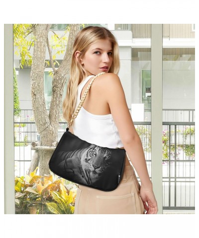 Portrait Of Tiger Animal Print Shoulder Bag Purse for Women Tote Handbag with Zipper Closure $12.40 Totes