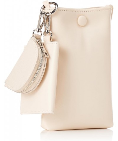 Trends Ivory $18.13 Shoulder Bags